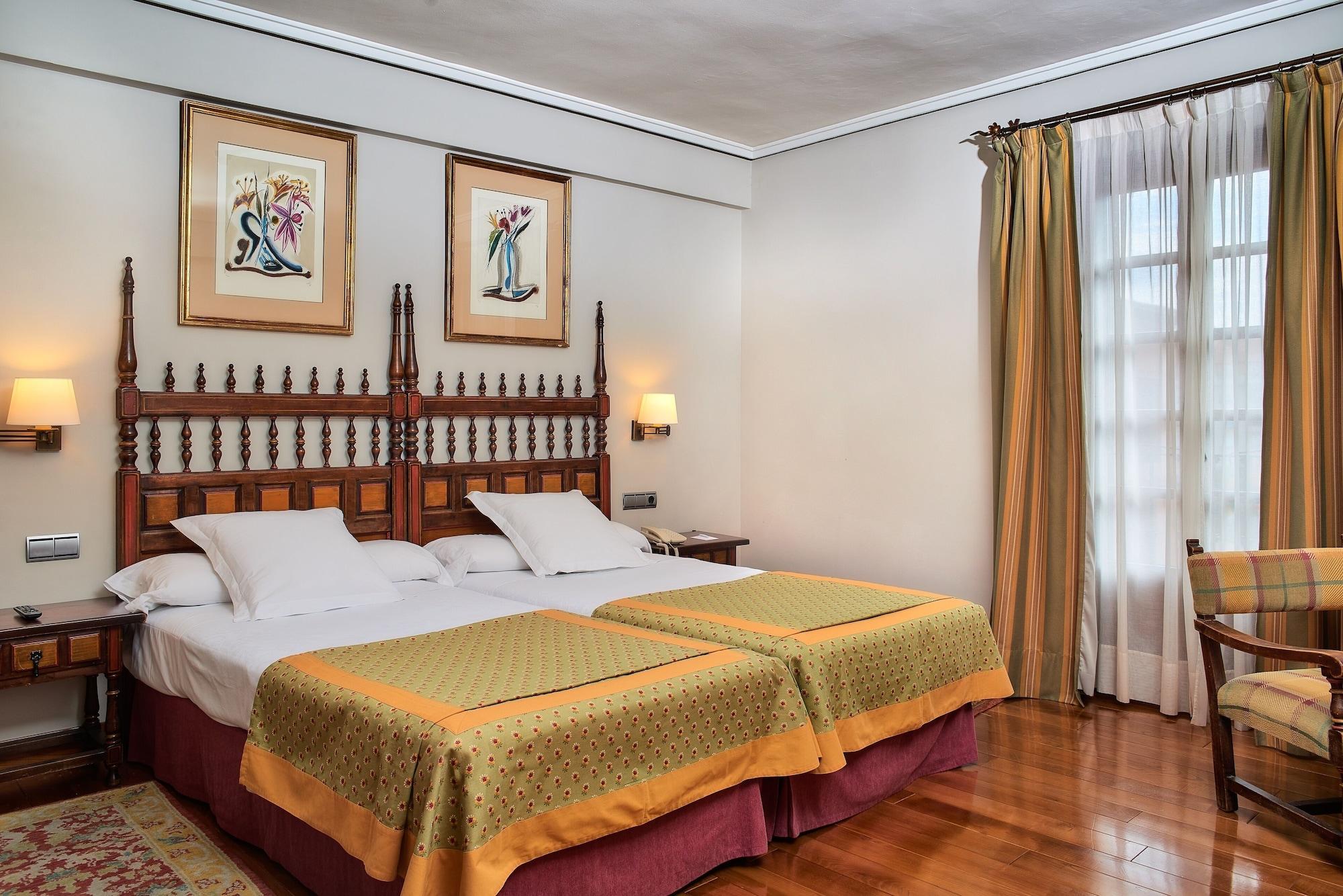 ปาราดอร์ เด กาลาออรา Hotel การาโอร์รา ภายนอก รูปภาพ
