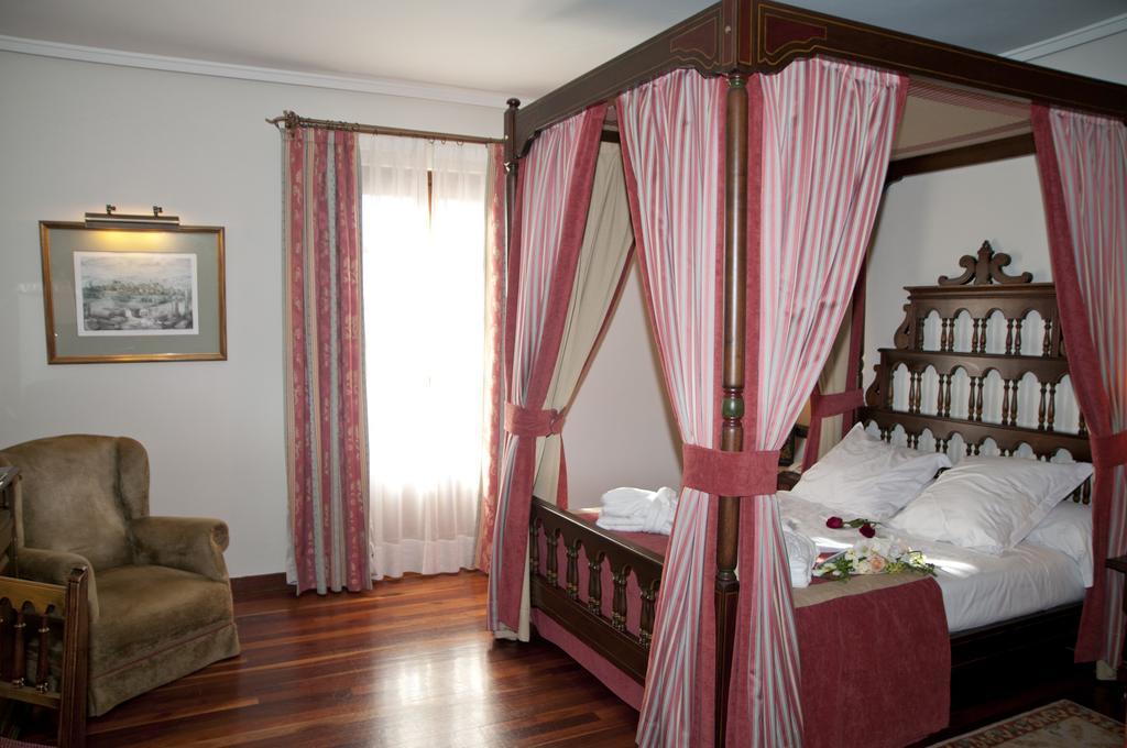 ปาราดอร์ เด กาลาออรา Hotel การาโอร์รา ภายนอก รูปภาพ